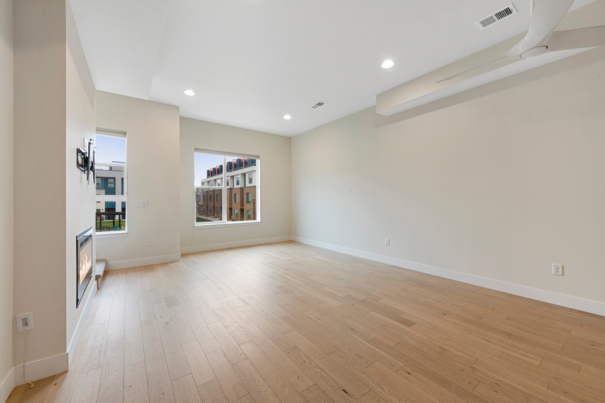Building Photo - 3048 Wilson Ct