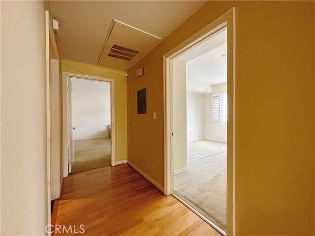 Building Photo - 320 S Willaman Dr