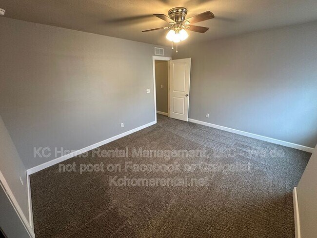 Building Photo - 10547 Kane Dr