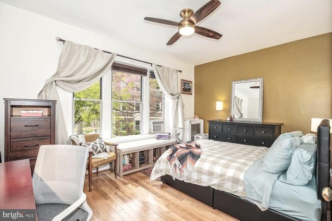 Building Photo - 1820 Clydesdale Pl NW