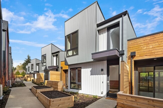 Building Photo - Net Zero Townhome on Bainbridge Island — 3 Bed | 2.25 Bath | 1,813 SqFt at The Trillium