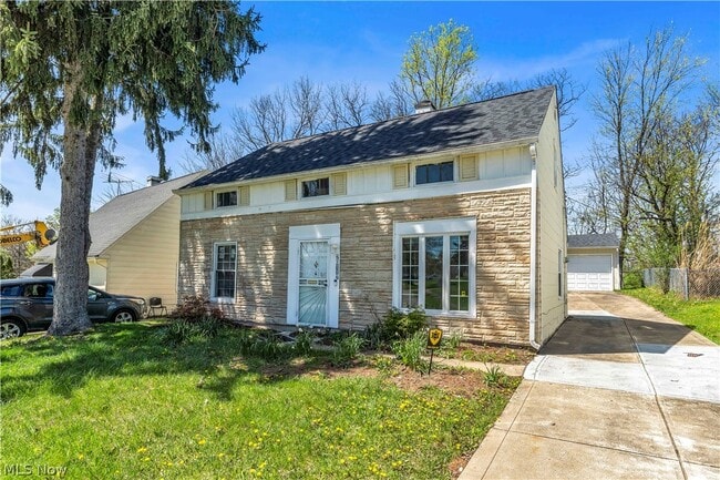 Building Photo - 20117 Butternut Ln