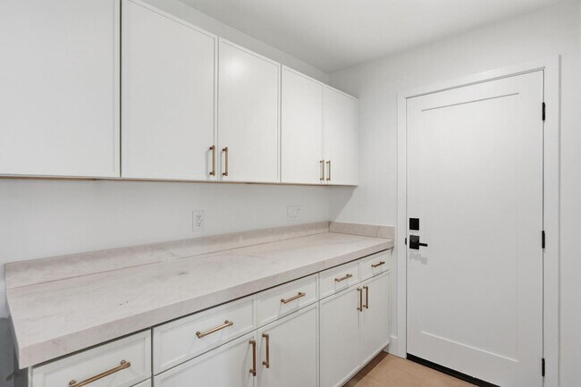 Building Photo - 7421 E Princeton Ave