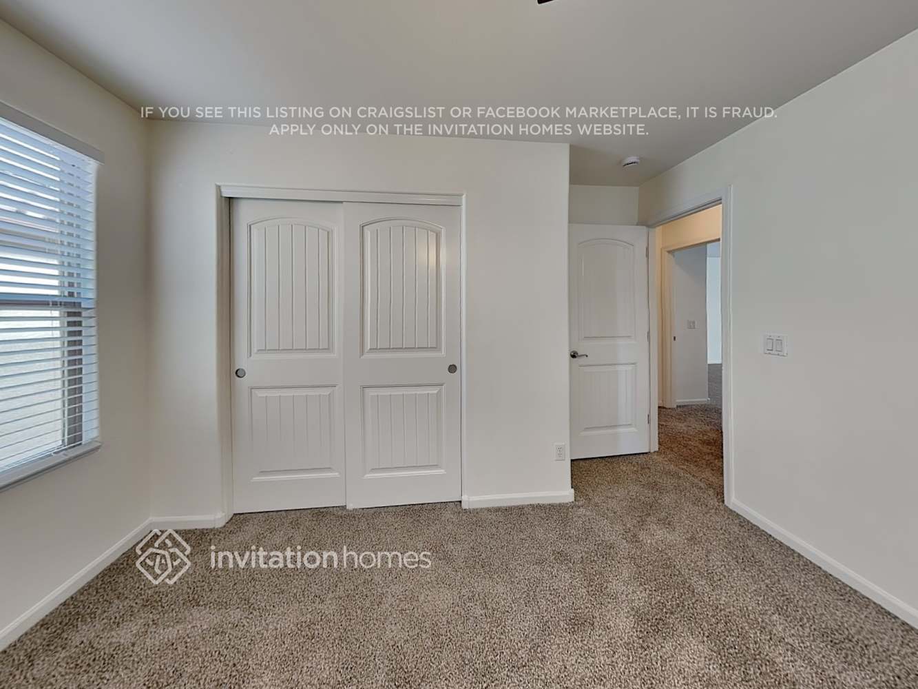 Building Photo - 1373 S Ponderosa Dr