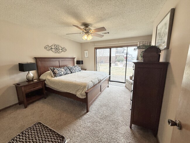 Building Photo - 5371 Central Ave