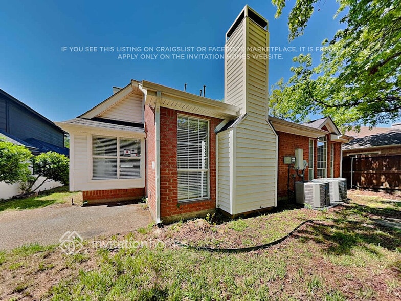 Building Photo - 808 Olde Towne Dr