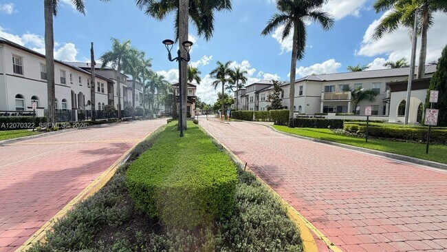 Building Photo - 4435 SW 160th Ave