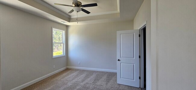 Building Photo - 1240 Ainsworth Alley