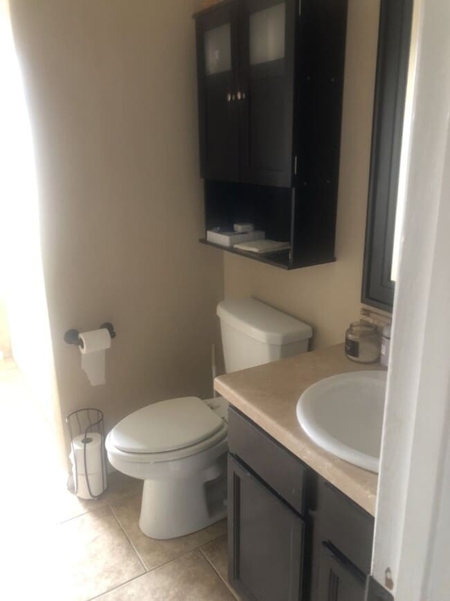Building Photo - 4 Bedroom on Dublin available soon!