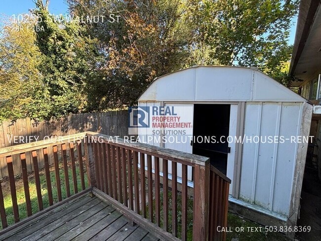 Building Photo - 10255 SW Walnut St