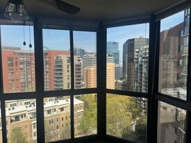 Building Photo - 1600 N Oak St