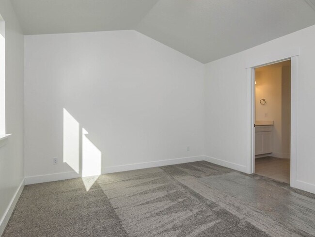 Building Photo - 2299 N 3720 W