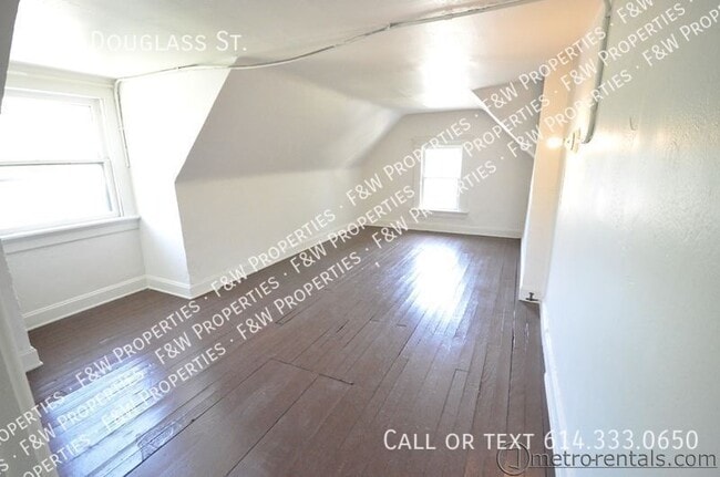 Building Photo - 65 S Douglass St