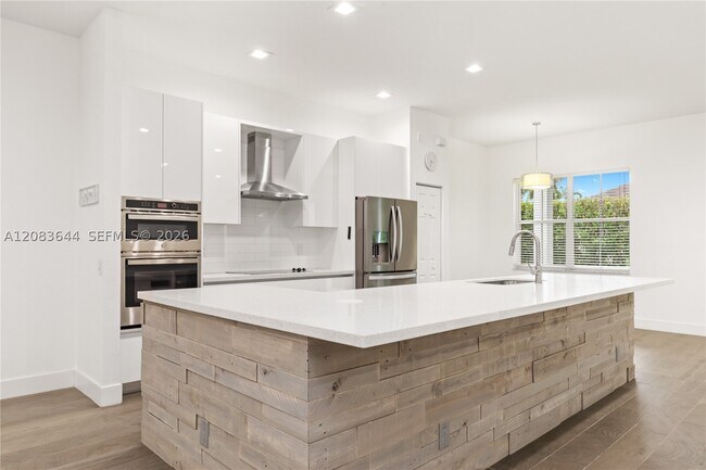 Building Photo - 776 Lavender Cir
