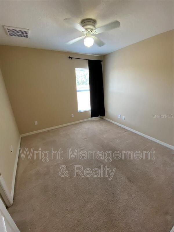 Building Photo - 7843 Foxgrove Dr