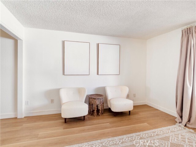 Building Photo - 70410 Cottonwood Dr