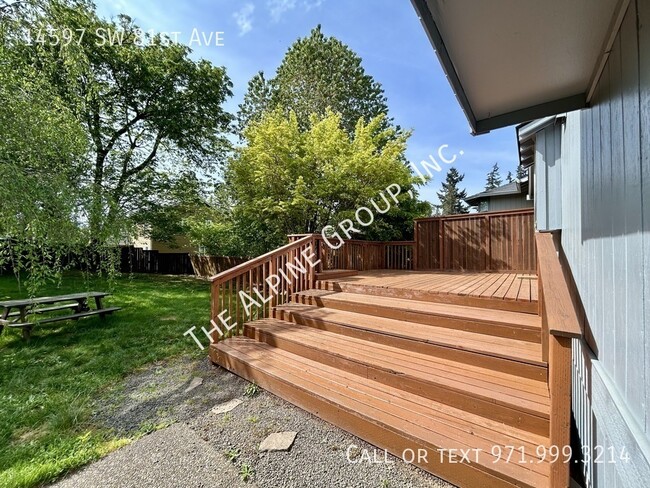 Building Photo - 14597 SW 81st Ave