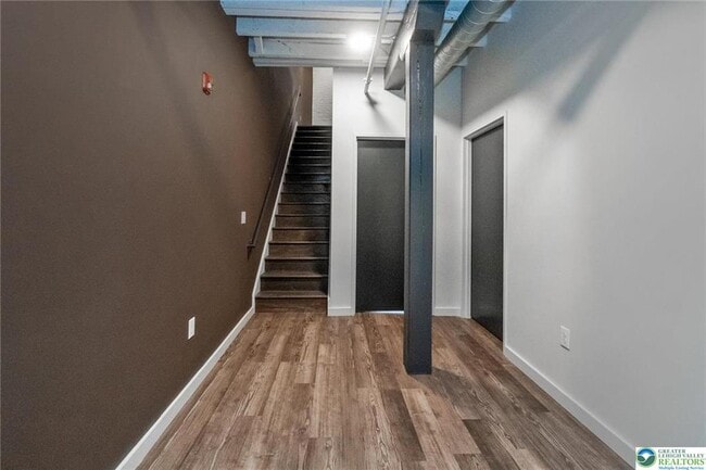 Building Photo - 107 Hamilton St