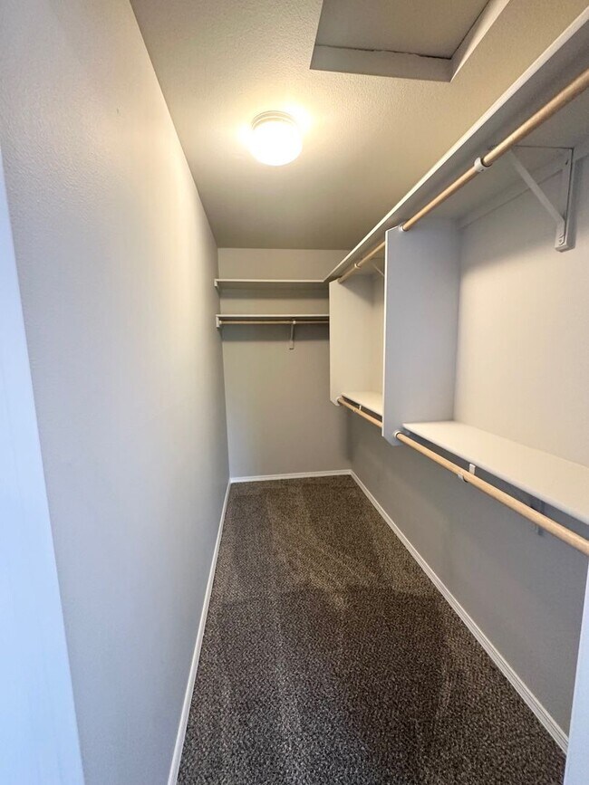 Building Photo - Corsair Lane 2