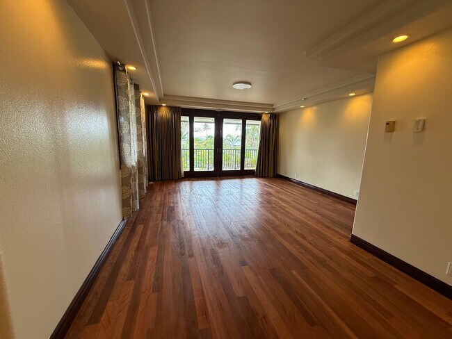 Building Photo - 466 Portlock Rd