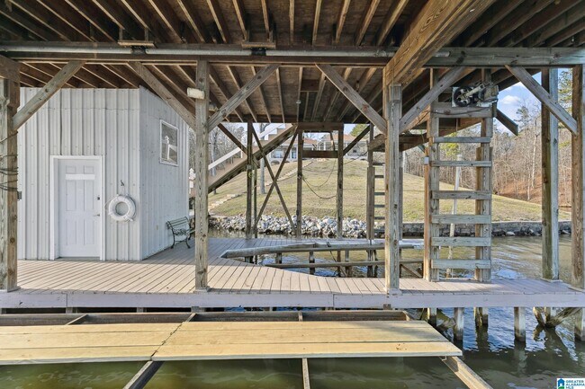 Building Photo - 89 Hall Cir