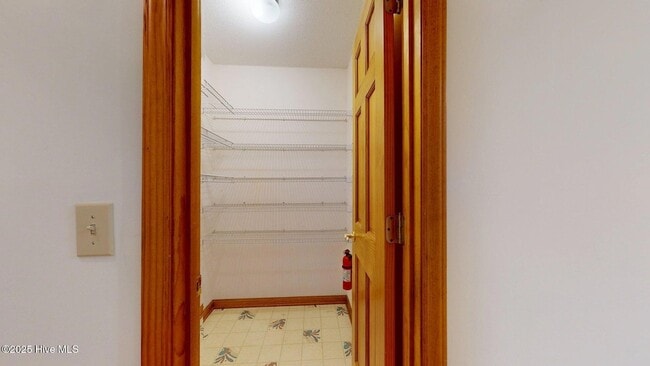 Building Photo - 1236 Rays Bridge Rd