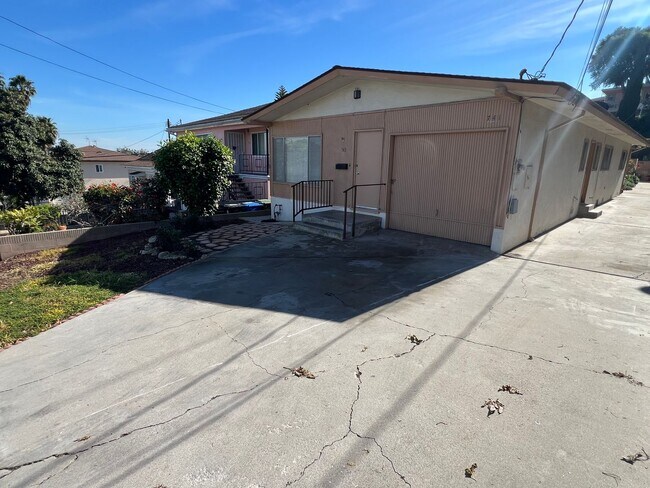 Building Photo - LEB