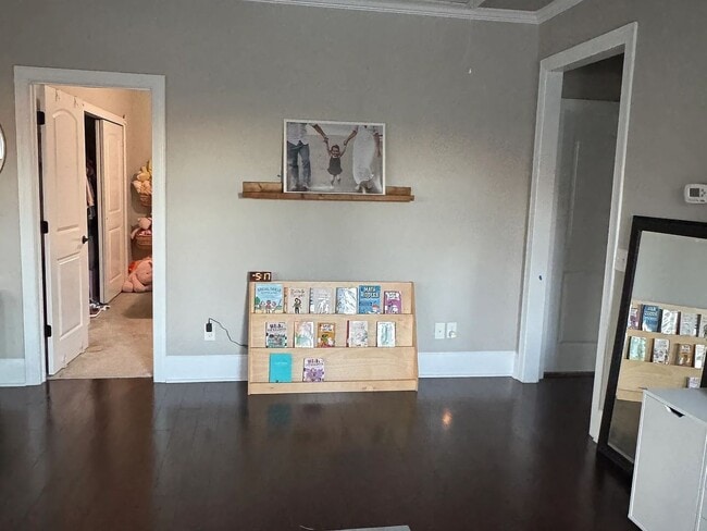 Building Photo - Park South Station Home Available Now!