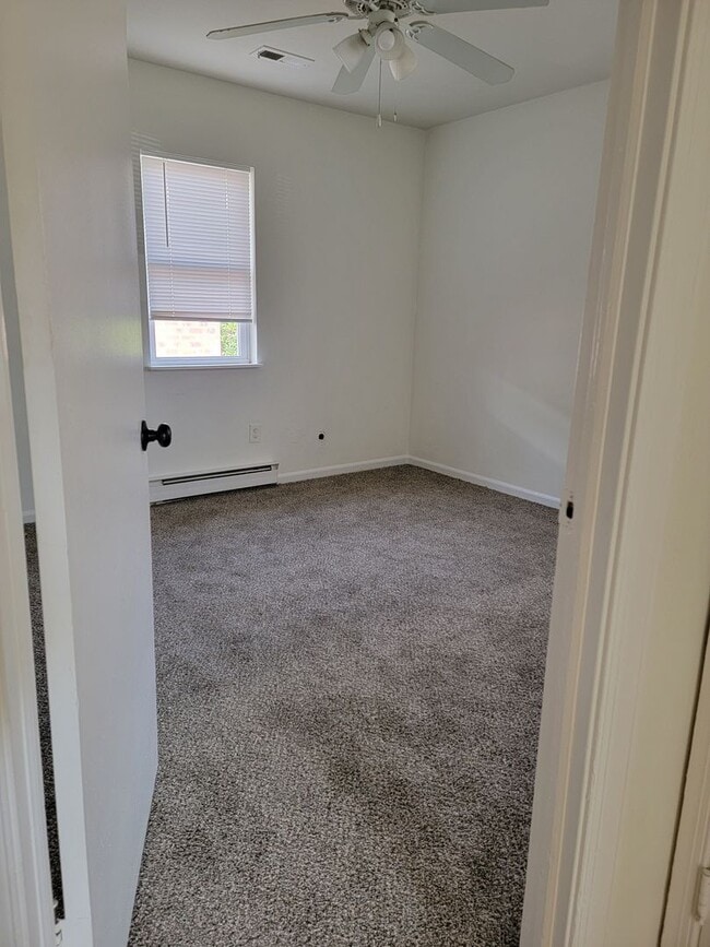 Building Photo - 2 Bedroom 1bath Oceanview/Bayview