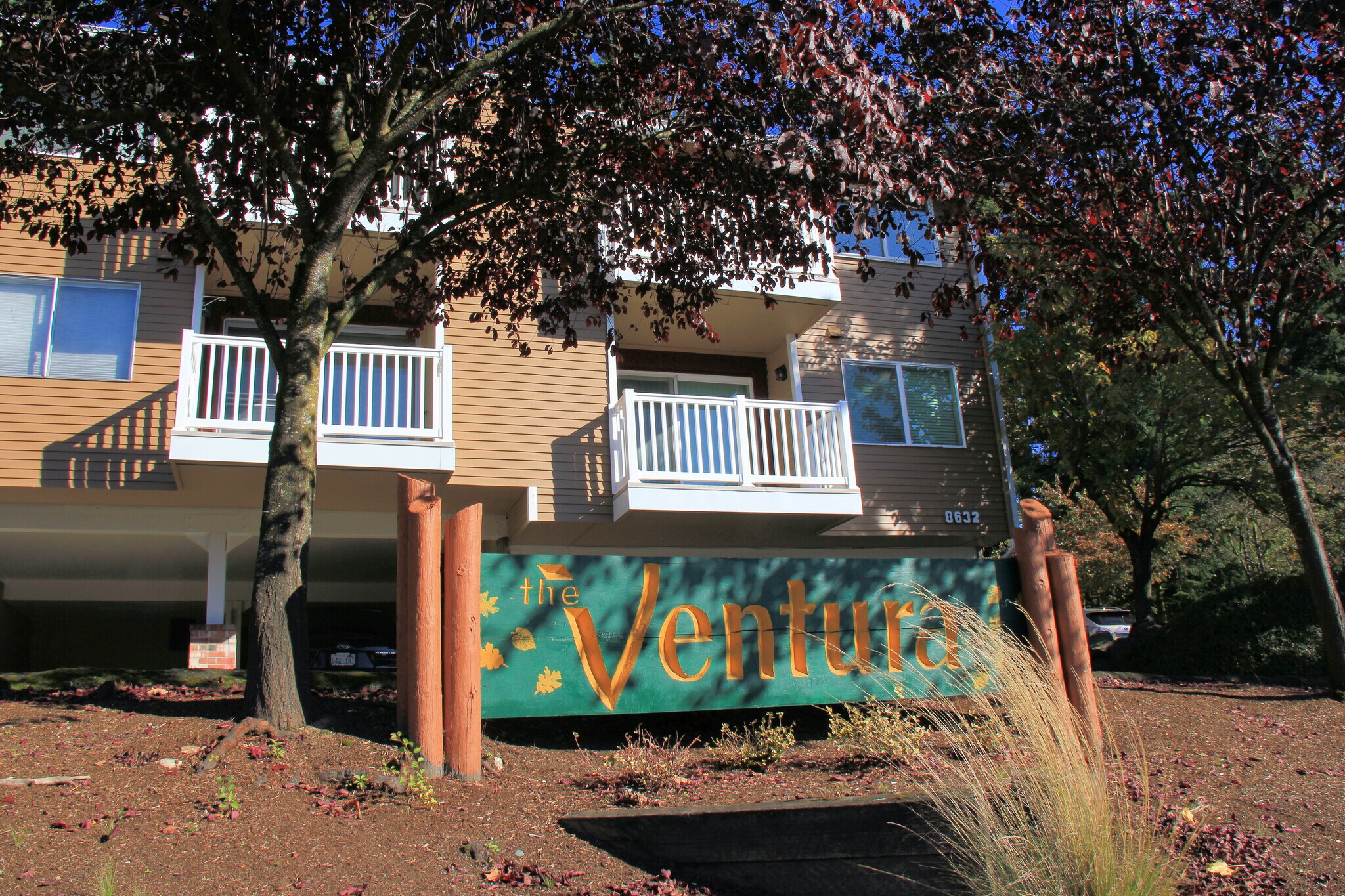 Ventura Condo Private Residence - 8632 164th Ave NE