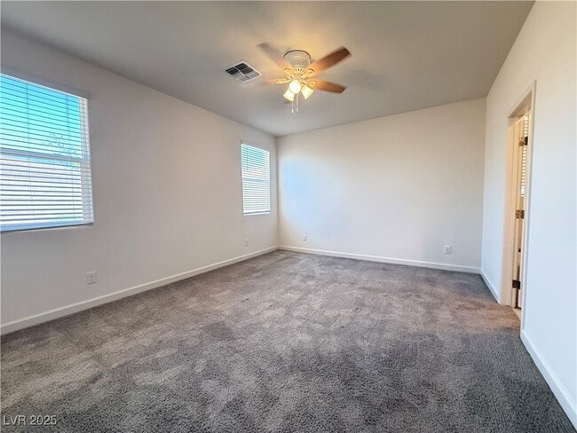 Building Photo - 8765 Crestwood Hls St