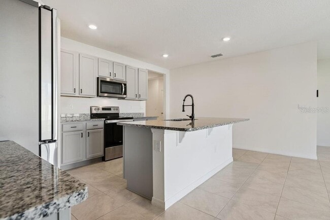 Building Photo - 5235 Mahogany Dr