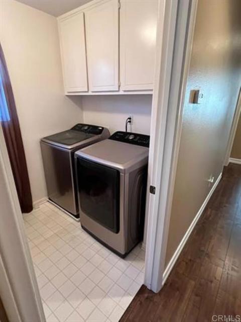 Building Photo - 1575 Moonbeam Ln