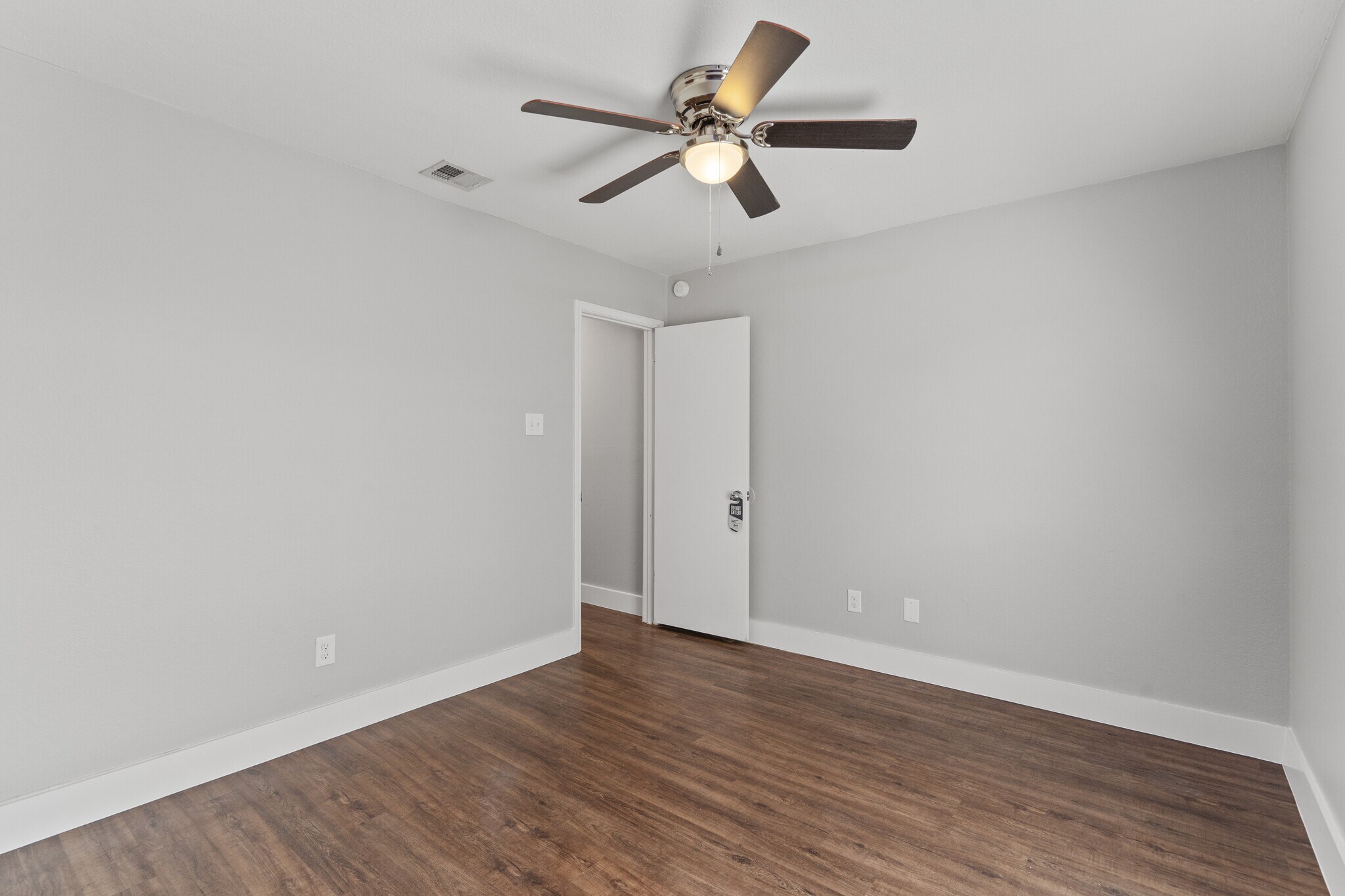 Front bedroom - 602 Peterson St