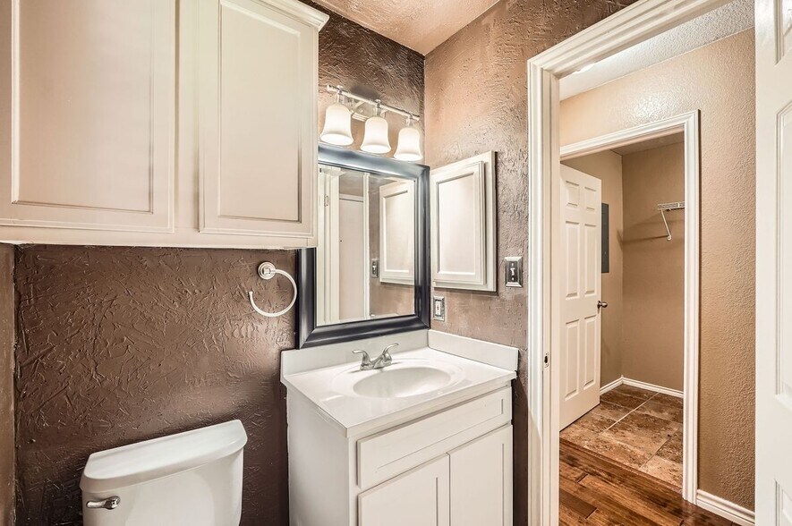 Building Photo - 17904 Worley Dr