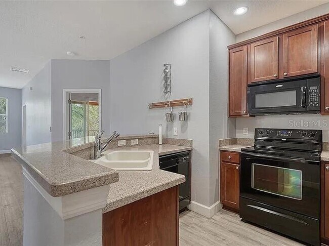 Building Photo - 7983 Limestone Ln