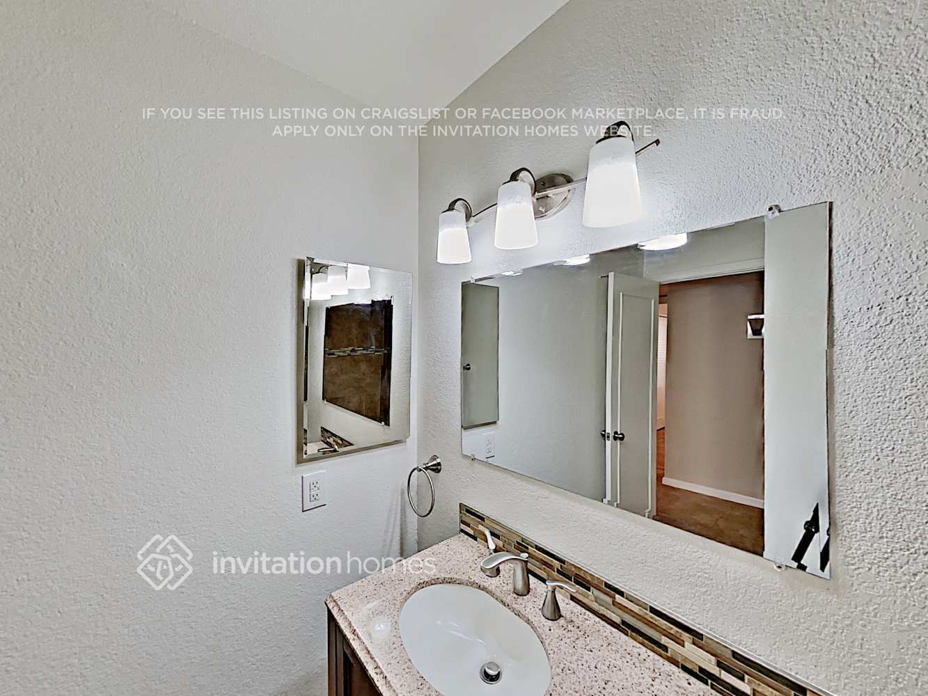 Building Photo - 2831 S Don Luis Cir