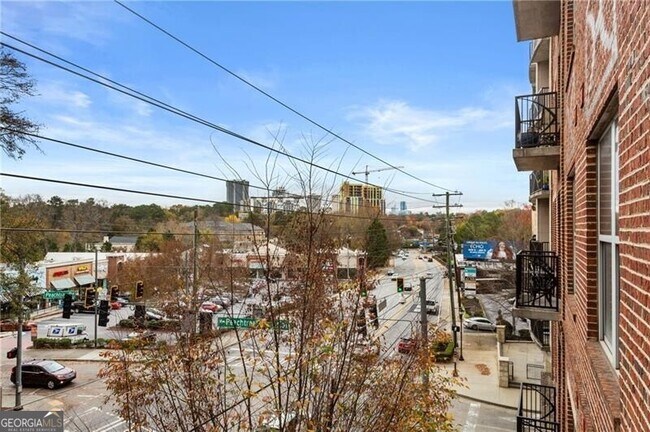Building Photo - 2277 Peachtree Rd NE