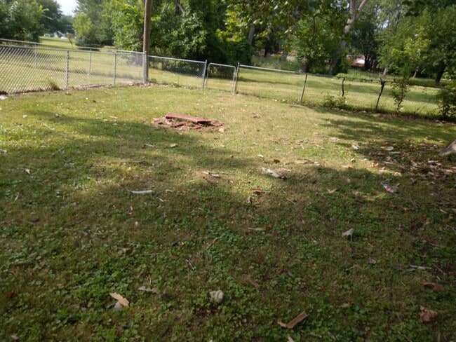 Building Photo - 32626 Sheridan St