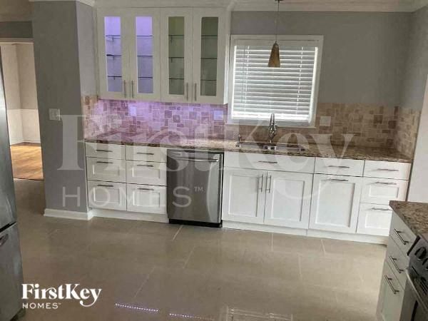 Building Photo - 2668 Allyn Way NW