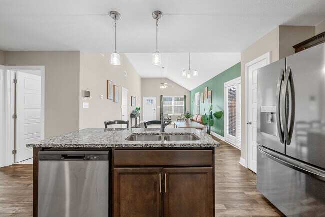 Building Photo - 268 Dugger Dr