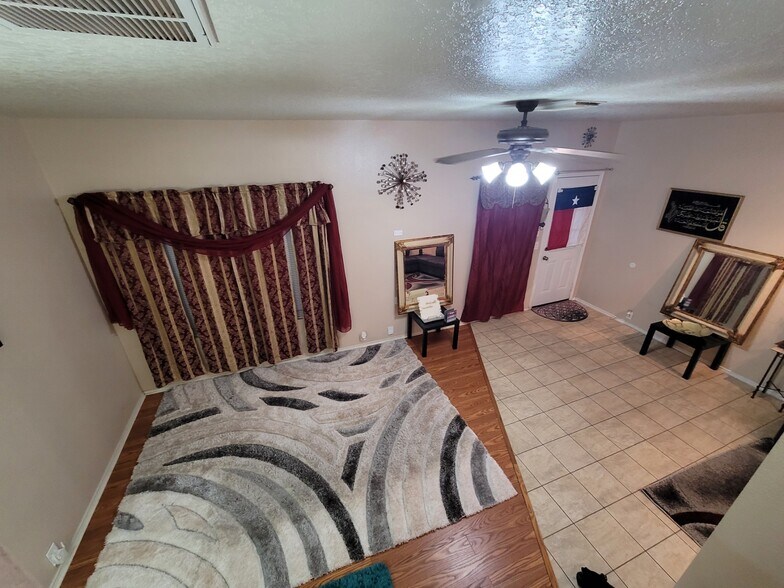 Building Photo - 23631 Twisting Falls Drive