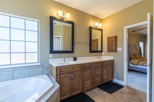 Building Photo - 682 Lytle Shores Dr