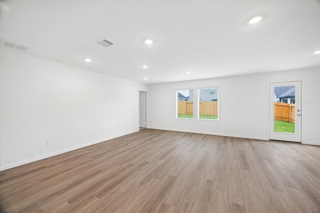 Building Photo - 12010 Noble Heart Dr