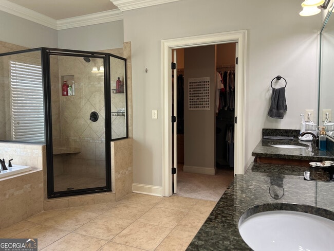 Building Photo - 7955 Magnolia Square