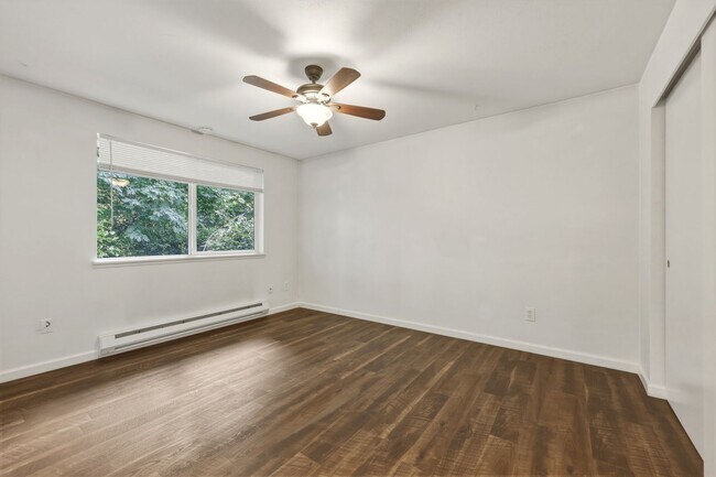 Building Photo - 6626 Littlerock Rd SW