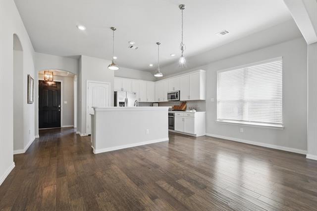 Building Photo - 1405 Tanglewood Trail