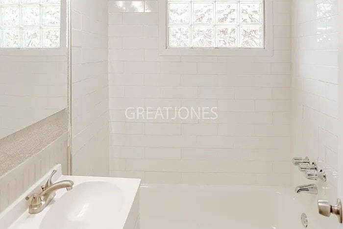 Building Photo - 1310 Druid Park Ave