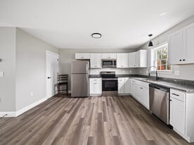 Building Photo - Alfond Village