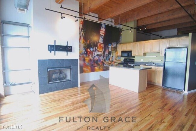 Primary Photo - 1245 W Van Buren St